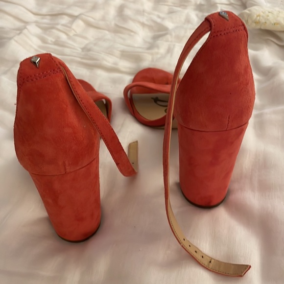 Sam Edelman size 9 suede salmon strappy heels - Picture 3 of 4